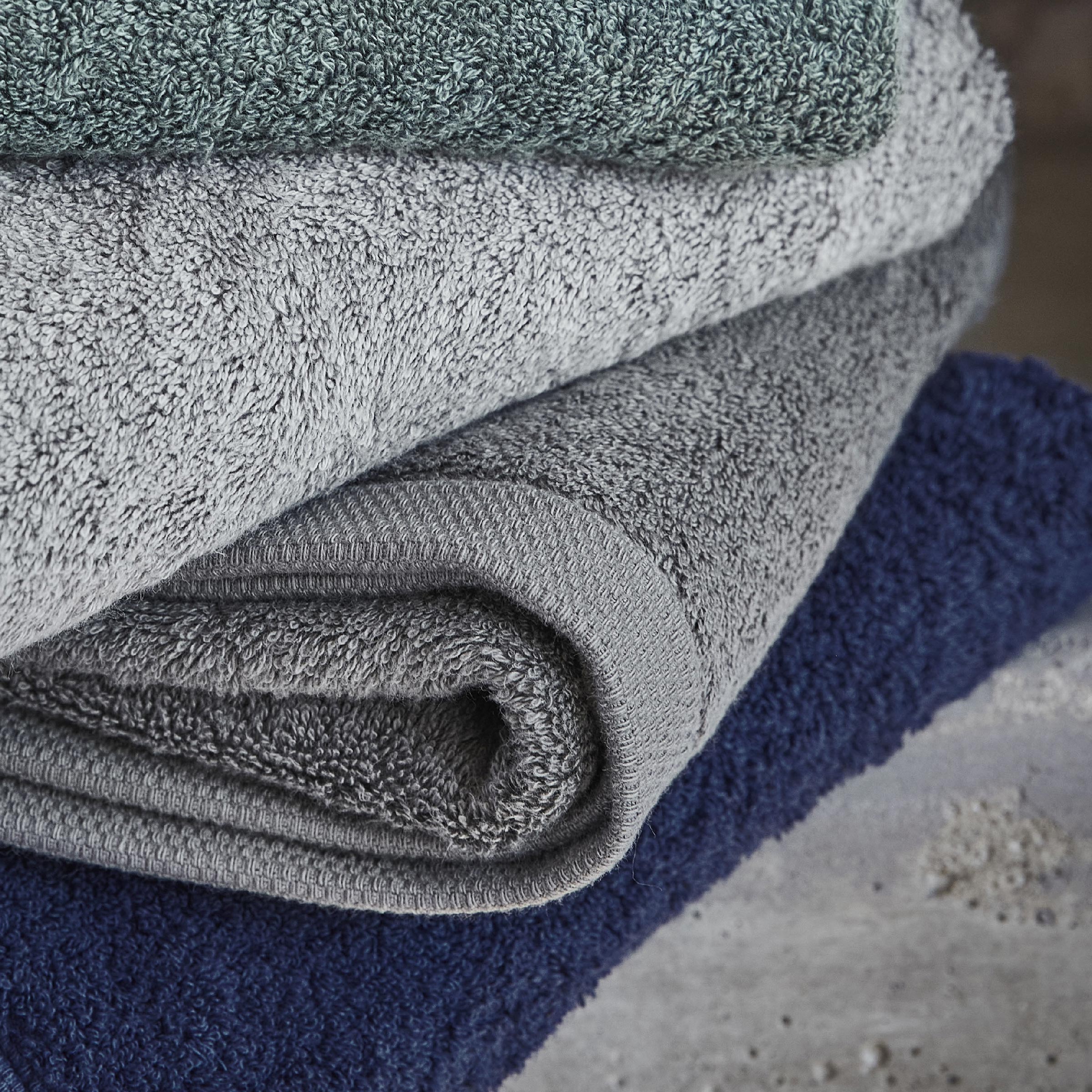 Alexandre Turpault Gezichtsdoekje Essentiel Organic Katoen 650 gr/m2 Graphite 30 x 30 cm