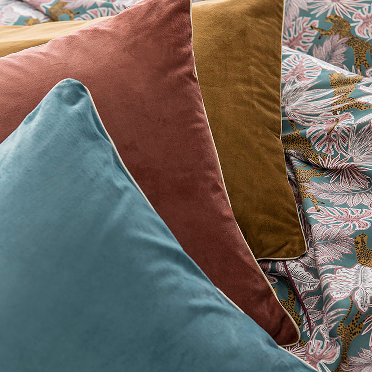 Essix Sierkussenhoes Gatsby Fluweel Rose Indian 40 x 60 cm