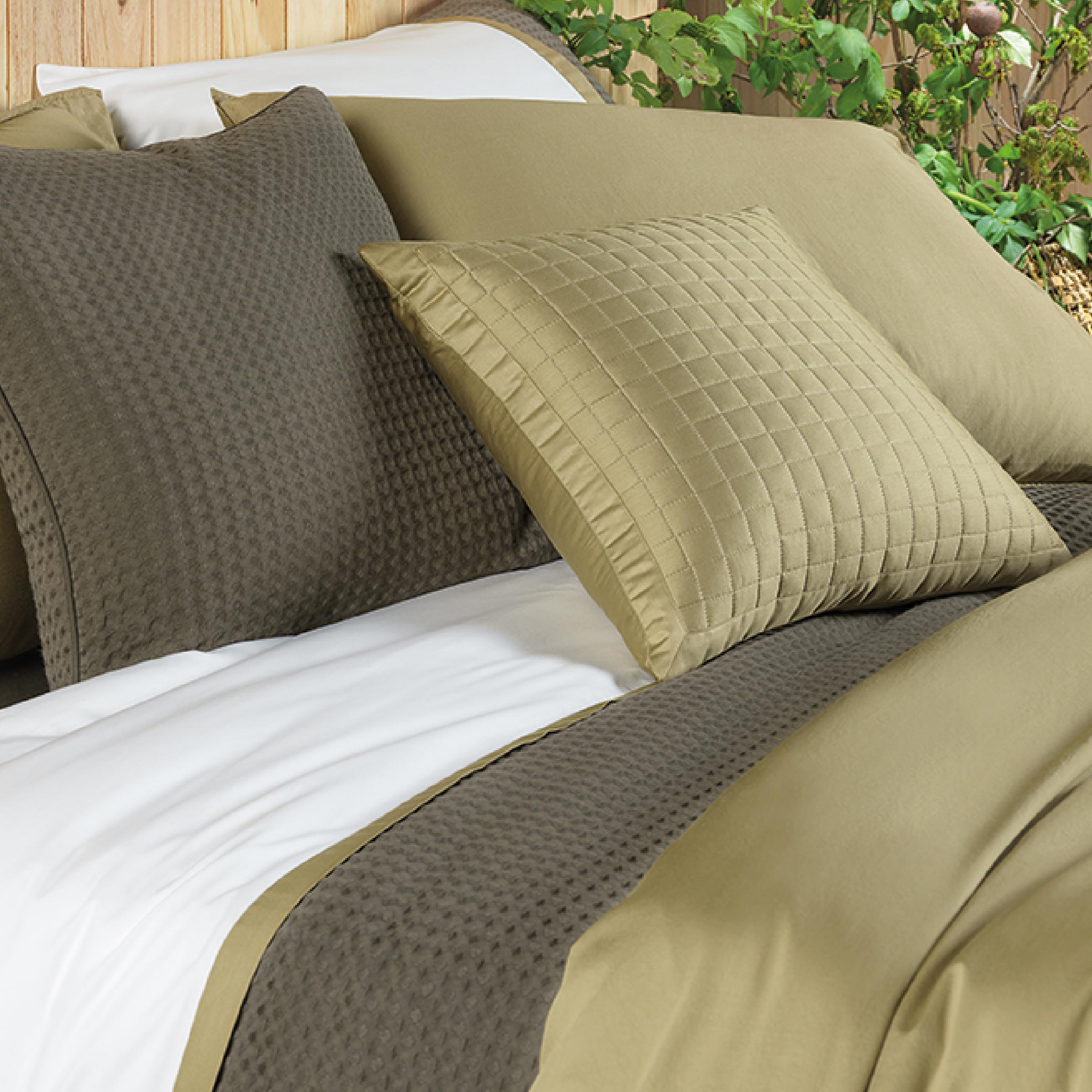 Dommelin Dekbedovertrekset Bari Percal 200TC Leem - Brons