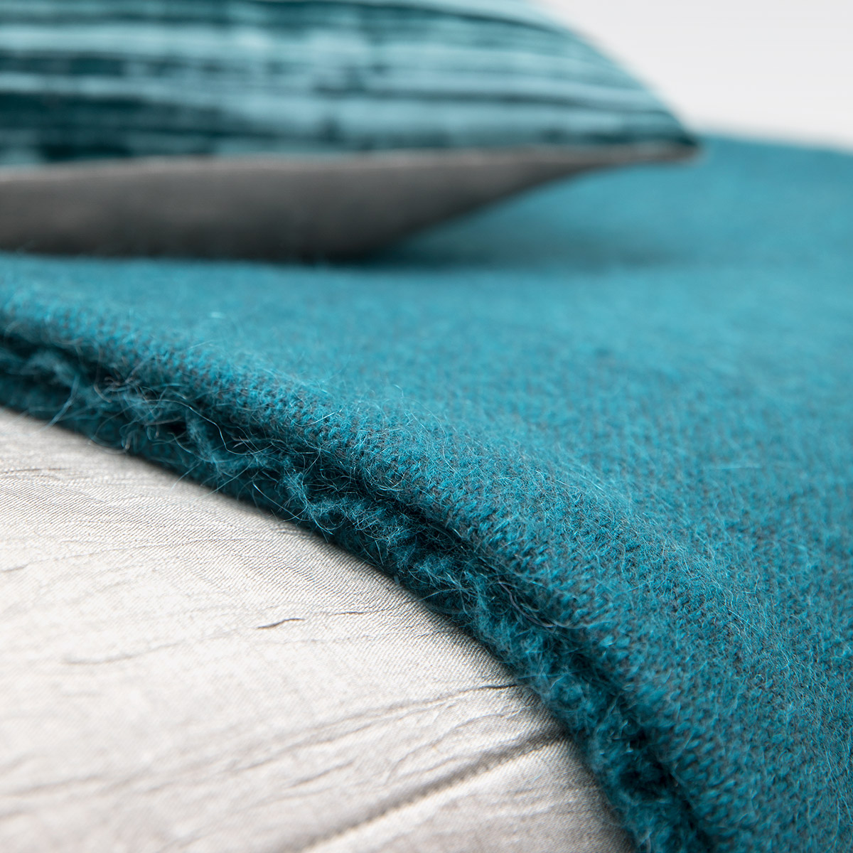 Mrs.Me Deken Archive Wol Mix Dark Petrol 170 x 220 cm