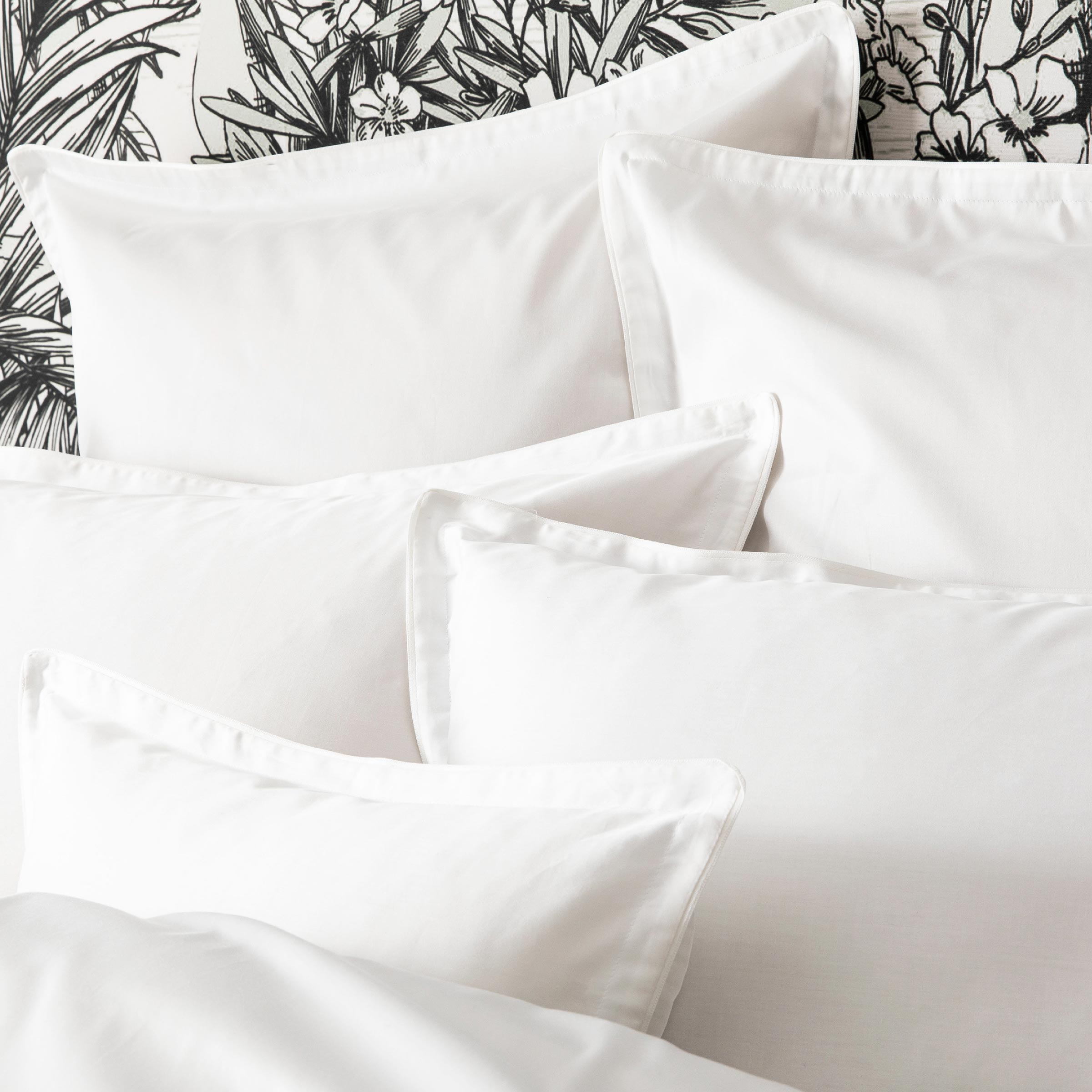 Alexandre Turpault Dekbedovertrek Teophile Organic Satijn 300TC Wit