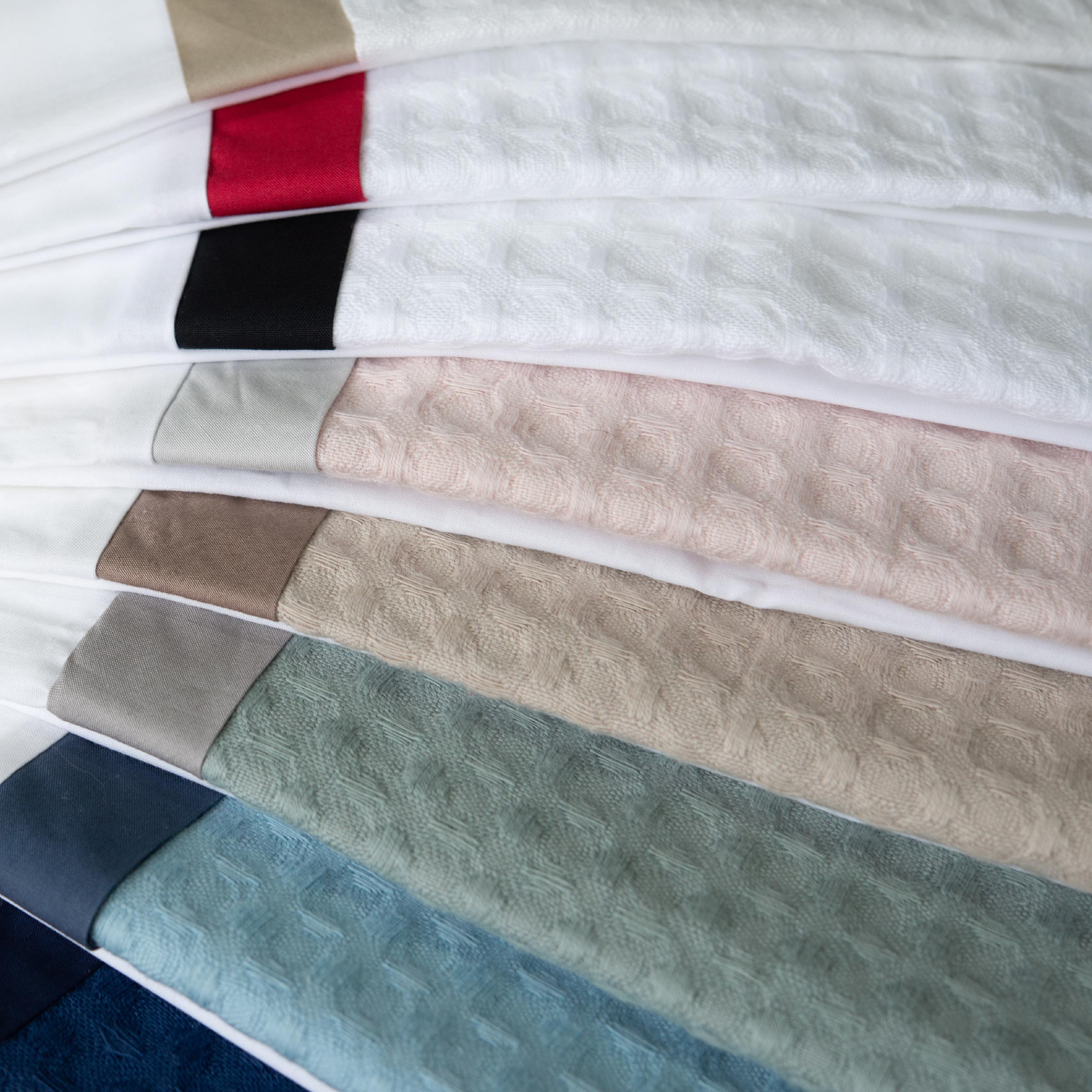 Dommelin Dekbedovertrekset Bari Percal 200TC Spargroen - Muisgrijs