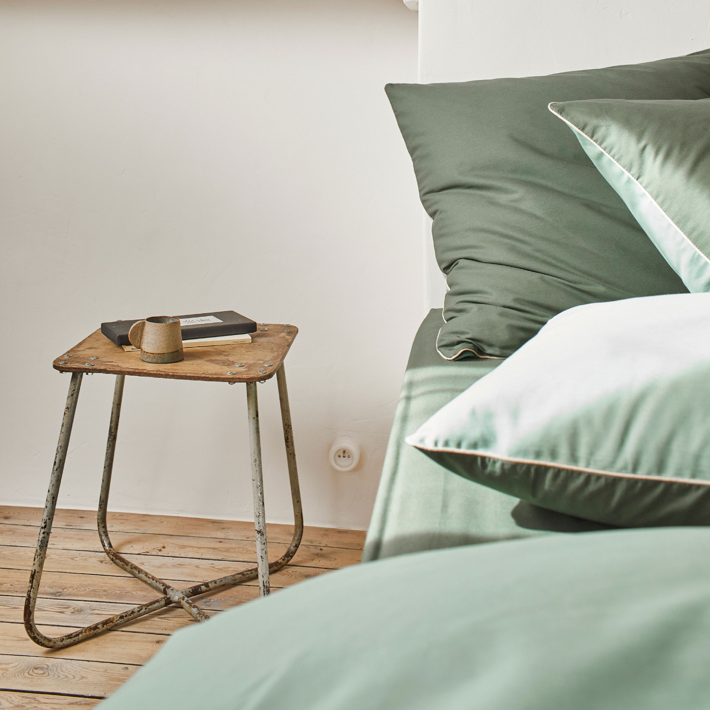 Essix Dekbedovertrek Set Bons Jours Katoen 145TC Palme - Aloe 