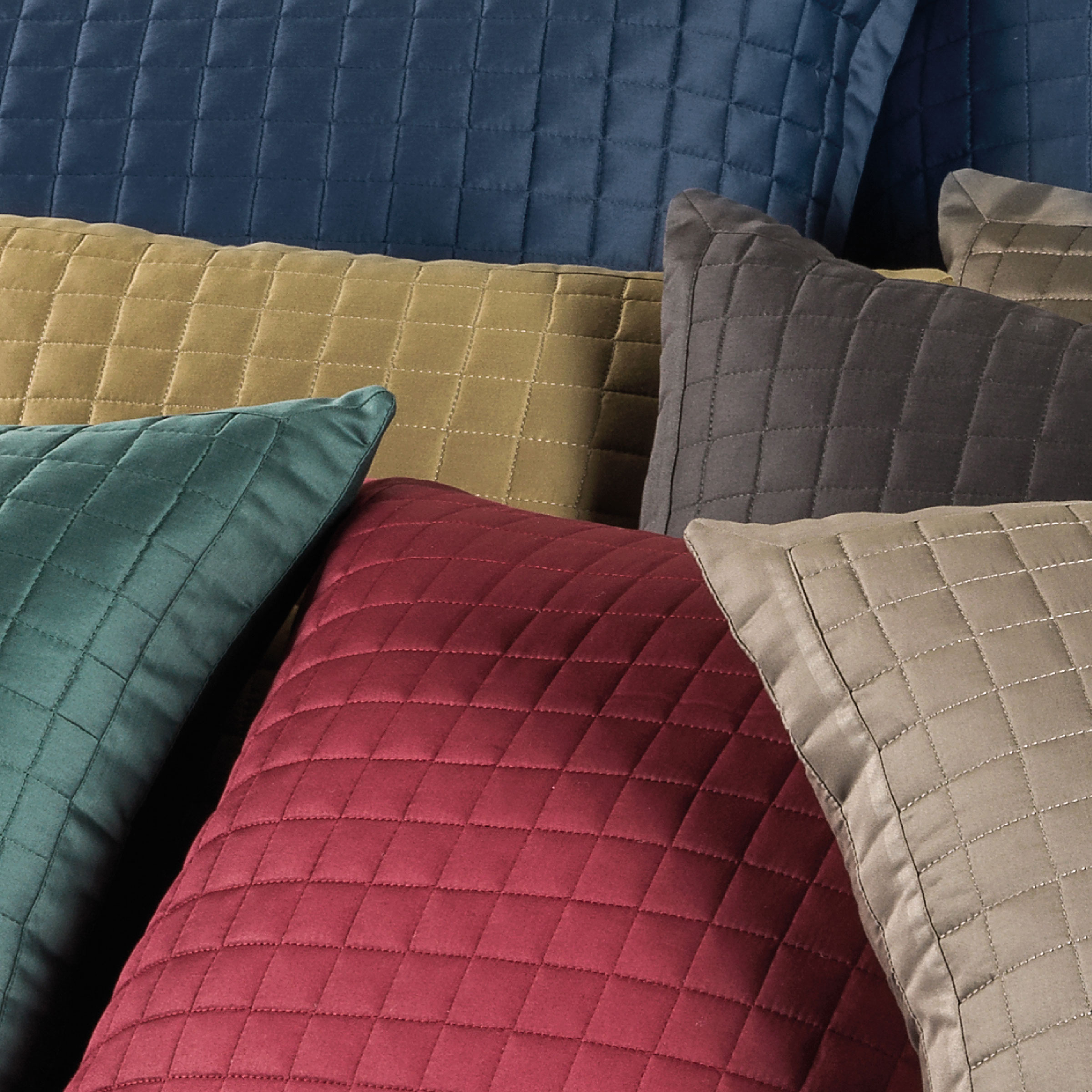 Dommelin Sierkussenhoes Chicago Satijn 300TC Brons