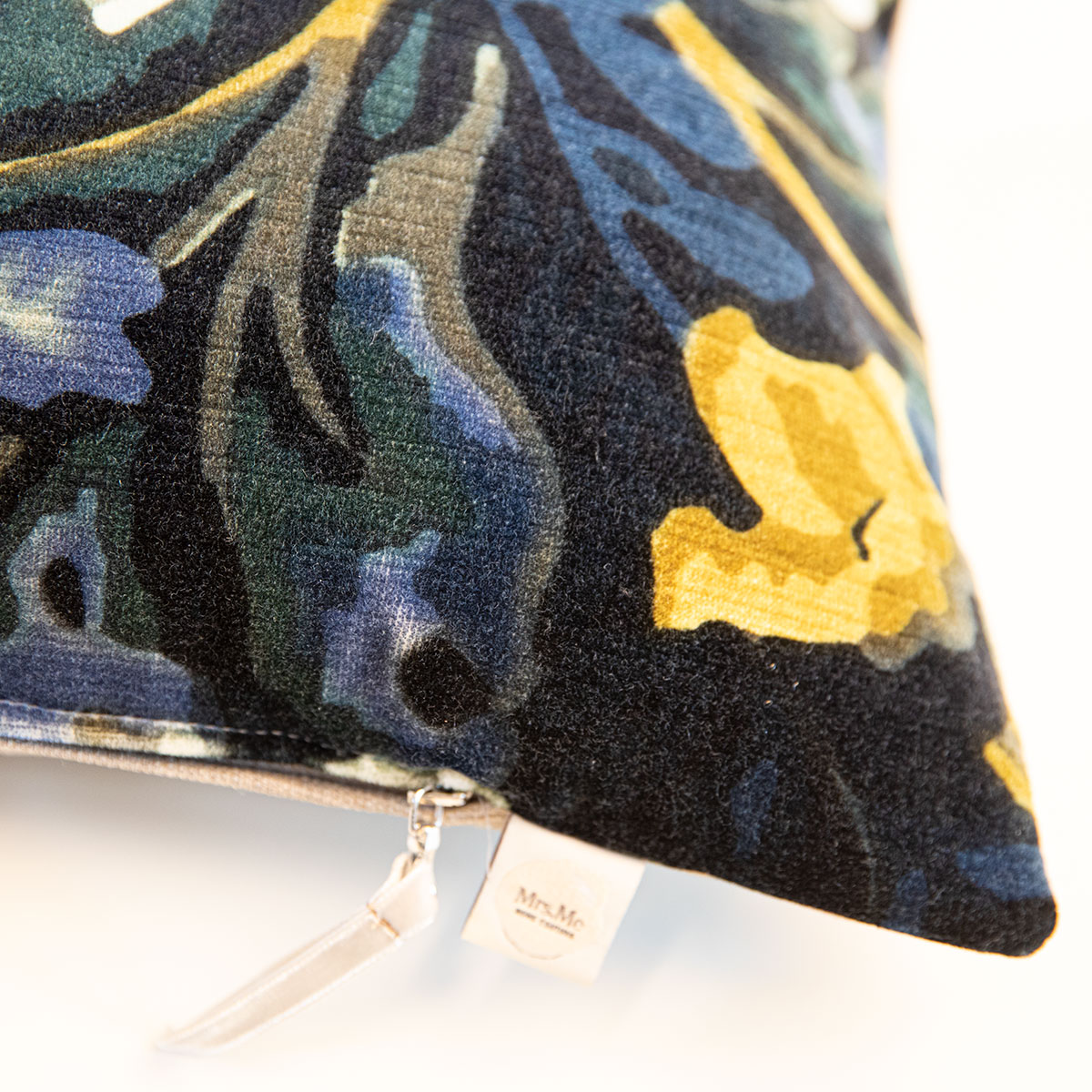 Mrs.Me Sierkussen Fleur Velours Electric Blue 30 x 60 cm