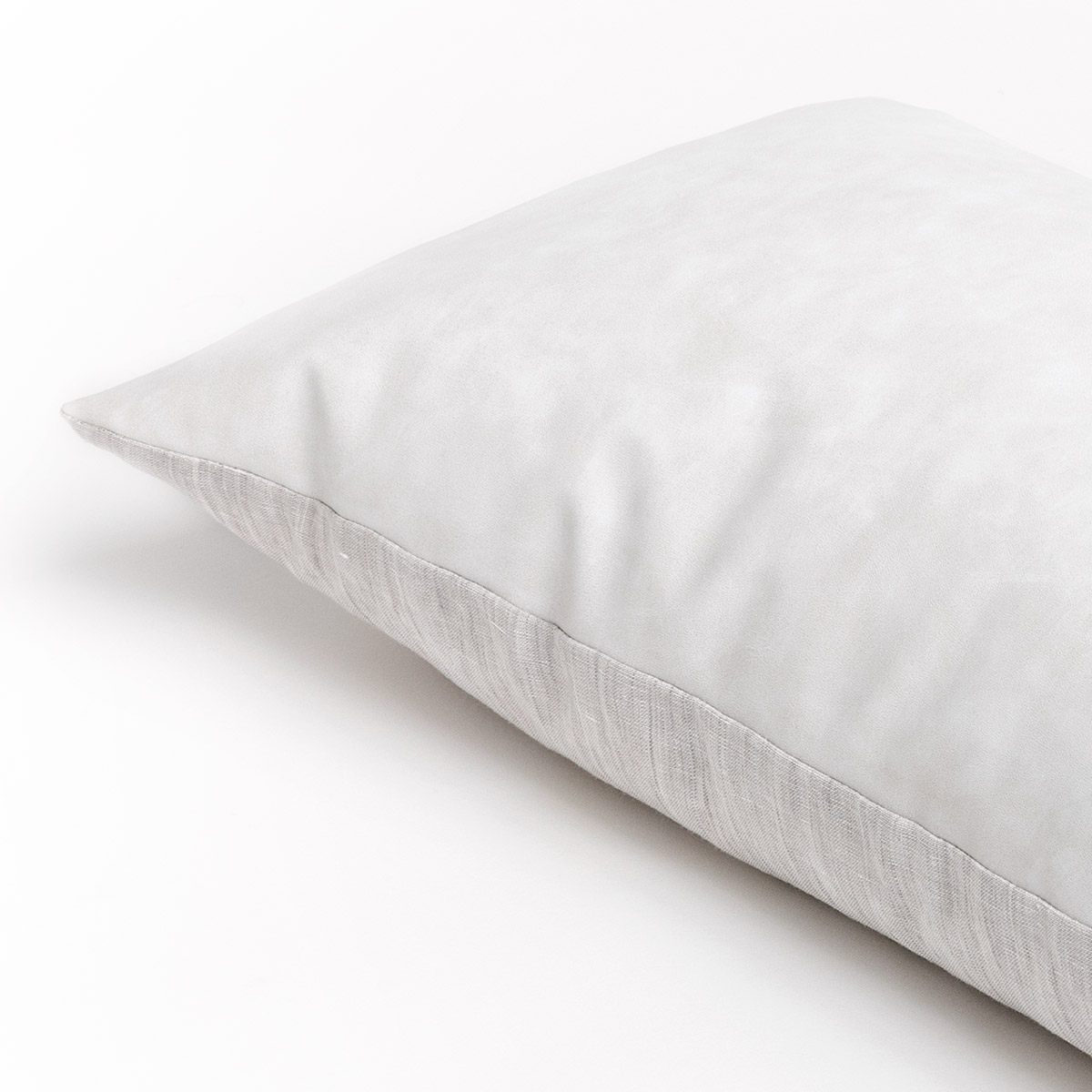 Mrs.Me Sierkussen Pure Kunstleer Chalk White 45 x 60 cm