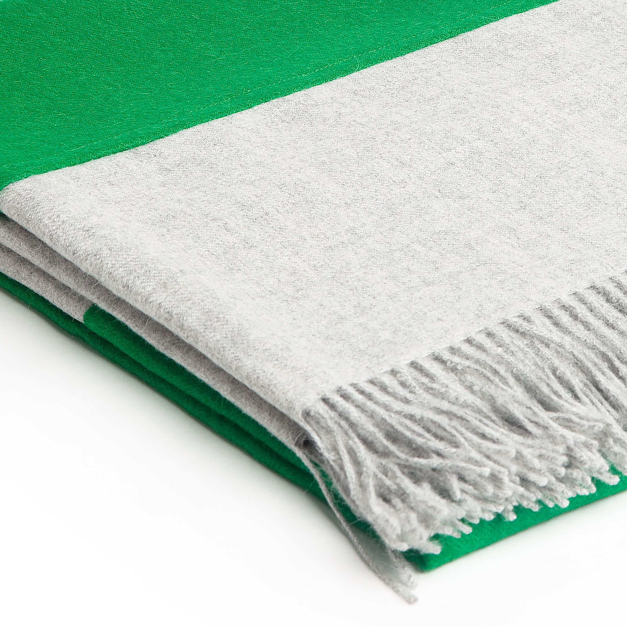 Mrs.Me Plaid Jazz Baby Alpaca Light Grey - Emerald 130 x 170 cm