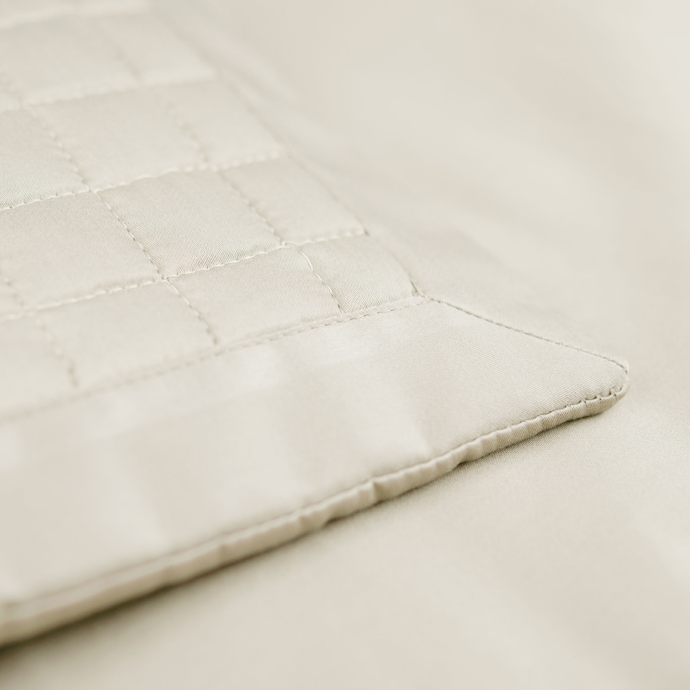 Dommelin Sprei Chicago Satijn 300TC Ecru