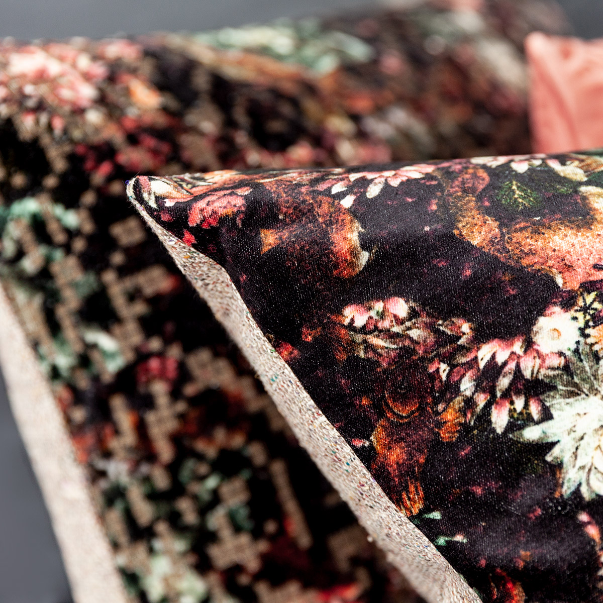 Mrs.Me Sierkussen Lily Velours Multiblack 45 x 60 cm