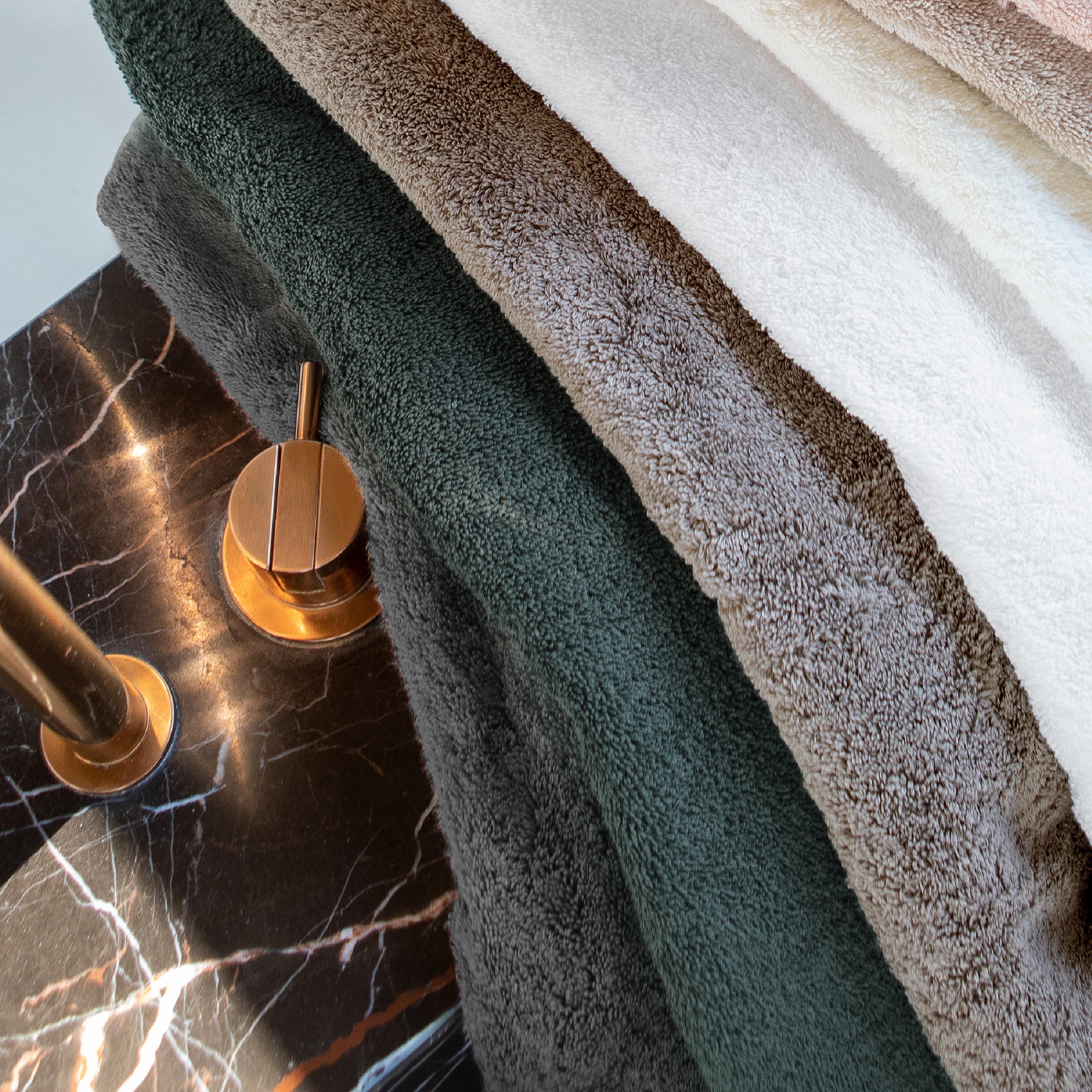 Alexandre Turpault Gastendoekje Essentiel Organic Katoen 650 gr/m2 Ombre 40 x 60 cm