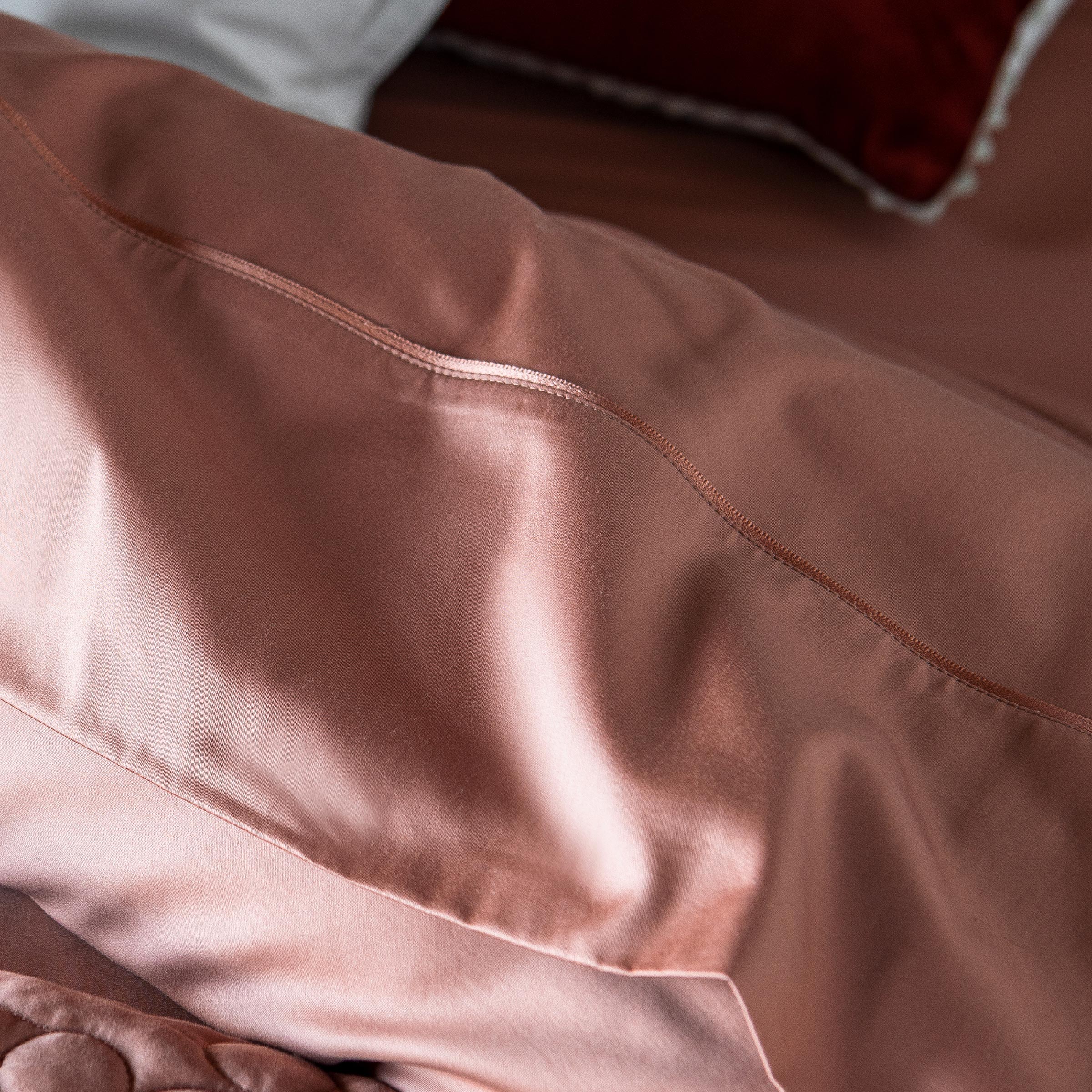 Alexandre Turpault Dekbedovertrek Teophile Organic Satijn Terracotta  