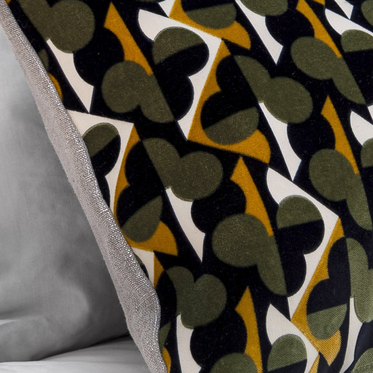 Mrs.Me Sierkussen Clover Velours Multi 30 x 60 cm