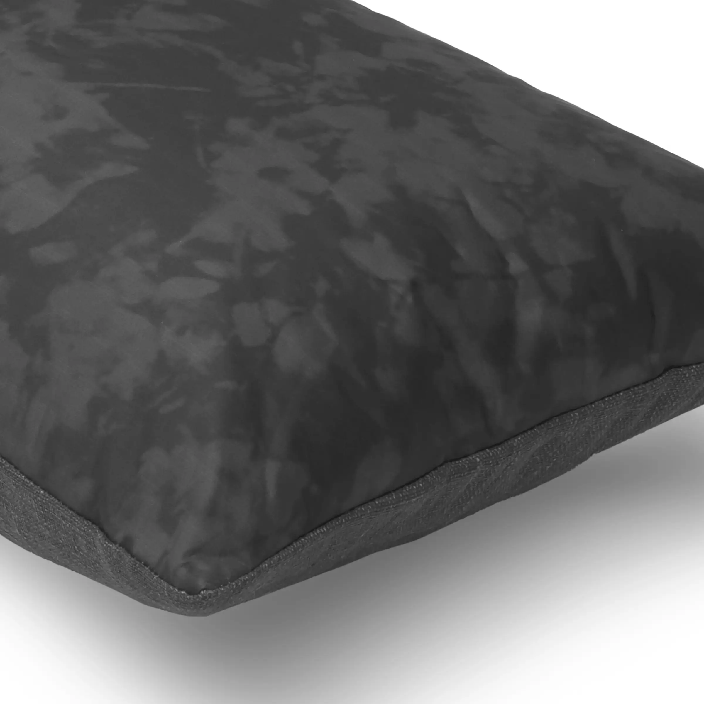 Mrs.Me Sierkussen Foliage Recycled PL Black 30 x 60 cm