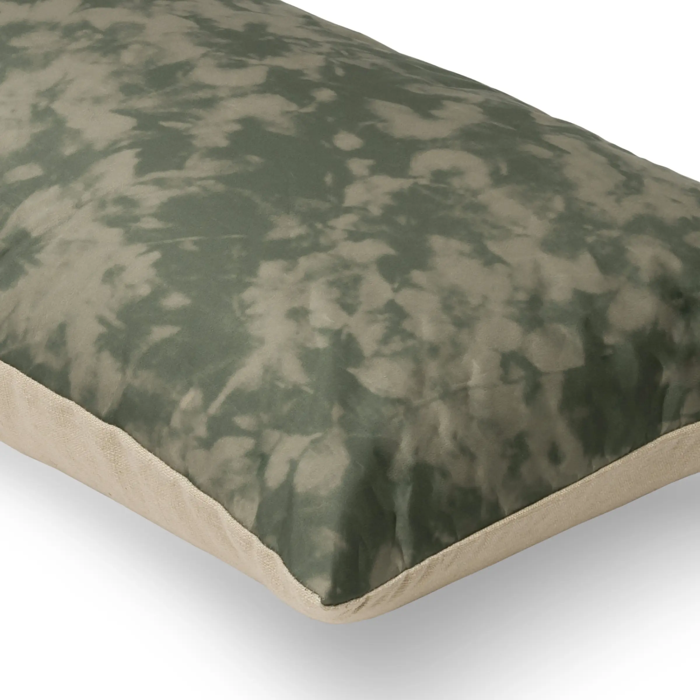 Mrs.Me Sierkussen Foliage Recycled PL Green 30 x 60 cm