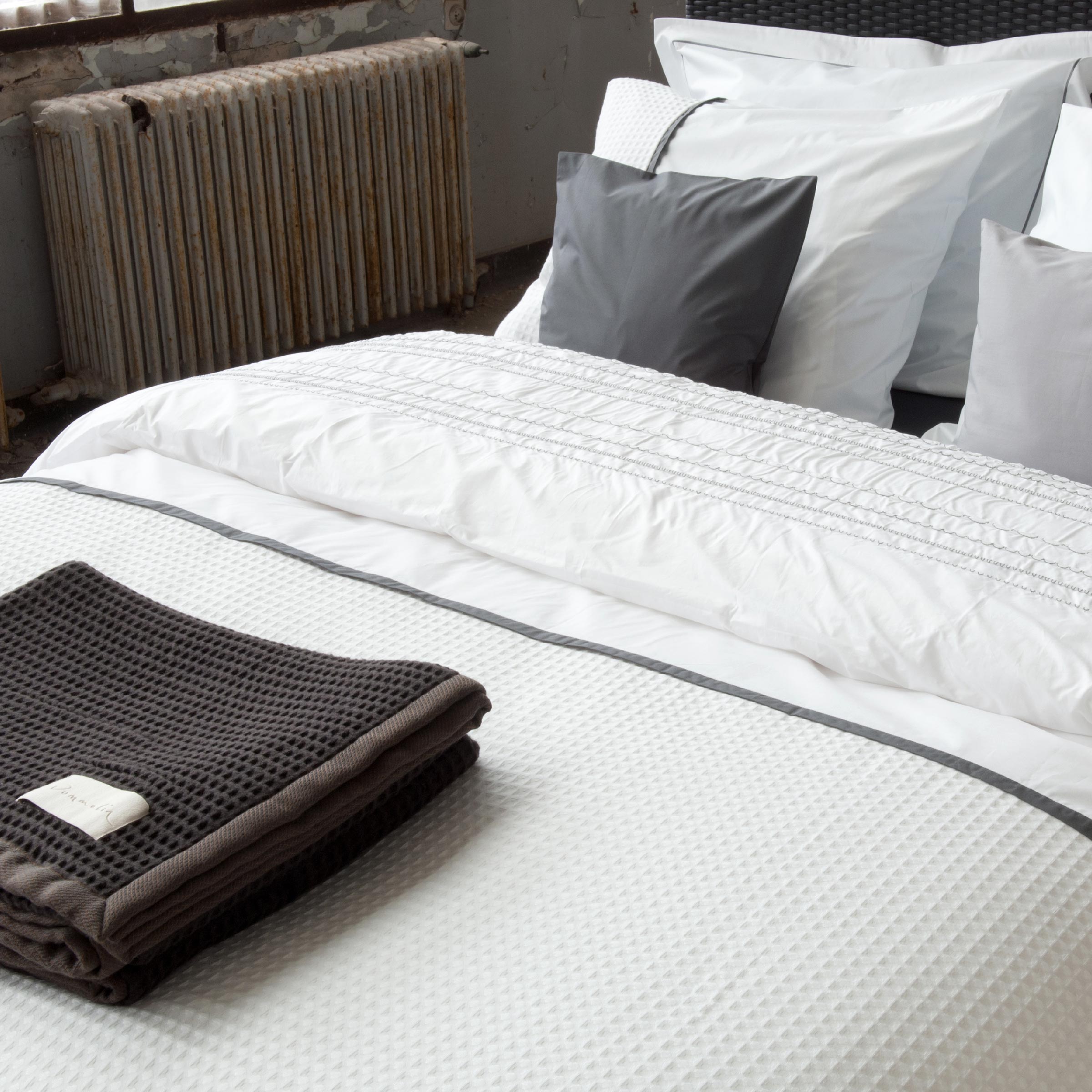 Dommelin Dekbedovertrekset Bari Percal 200TC Wit - Zwart