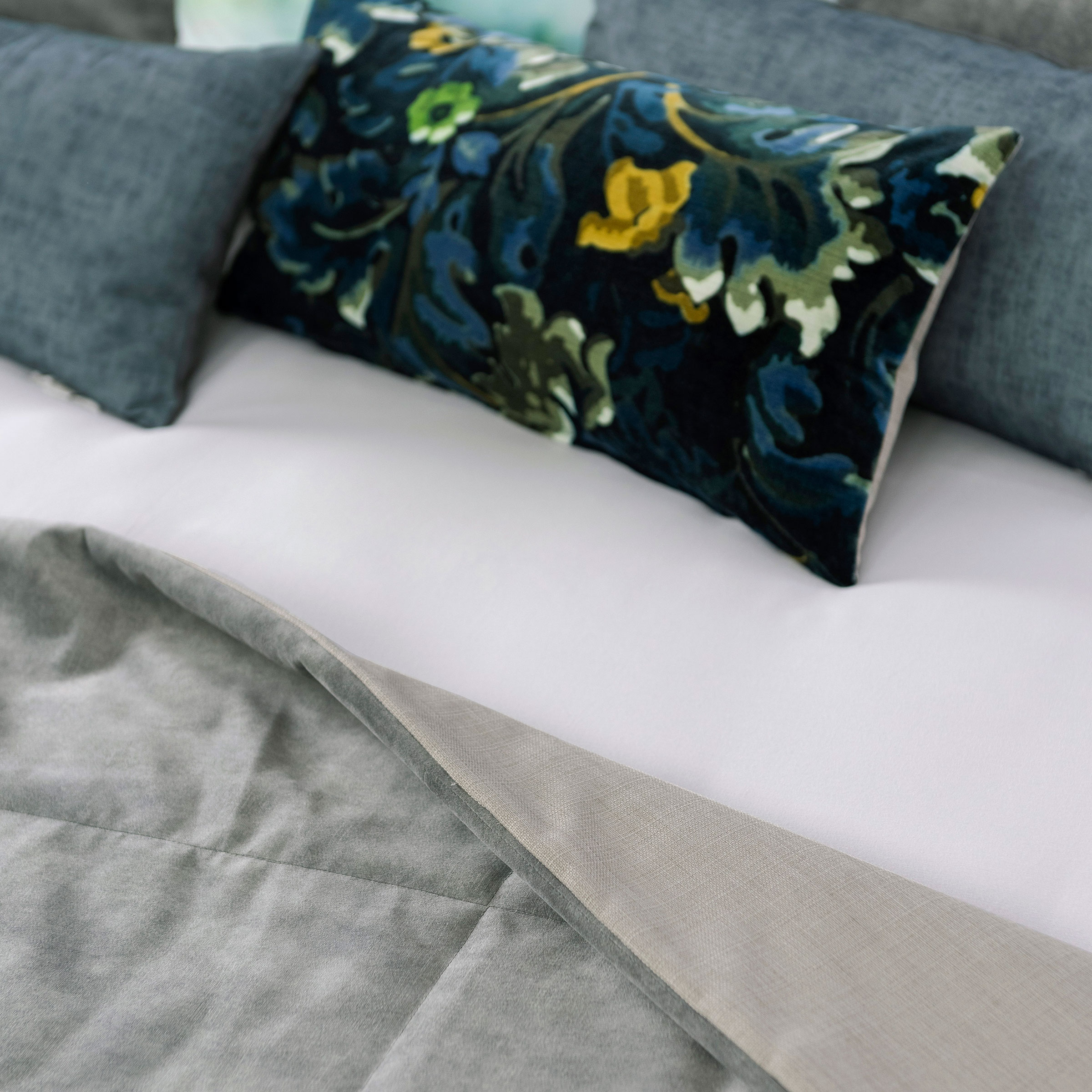 Mrs.Me Bedeind Sprei Porter Velours Silvermoss 135 x 300 cm