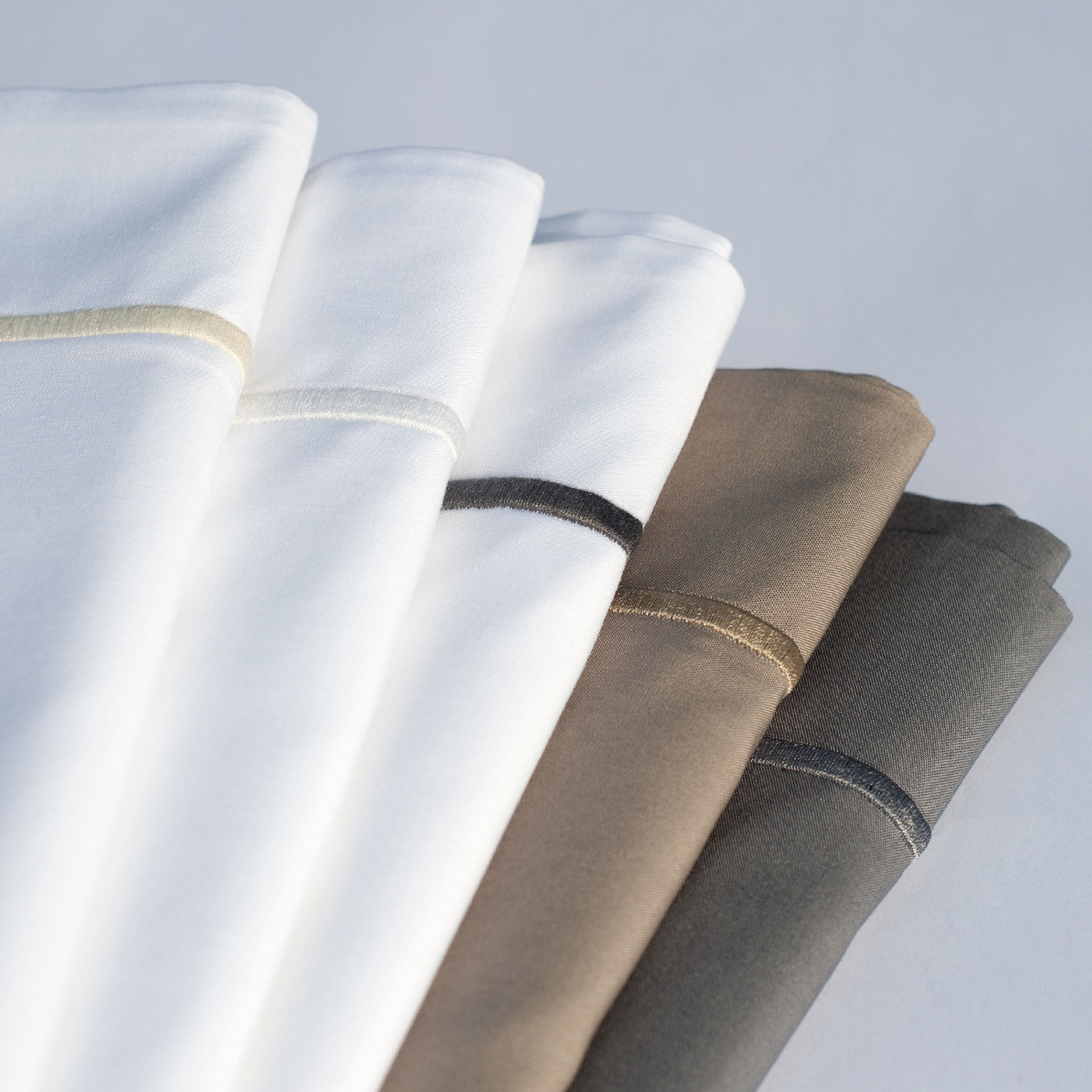 Dommelin Dekbedovertrekset Cortina Percal 200TC Wit - Ecru